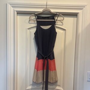 Akiko Pleated Dress size L